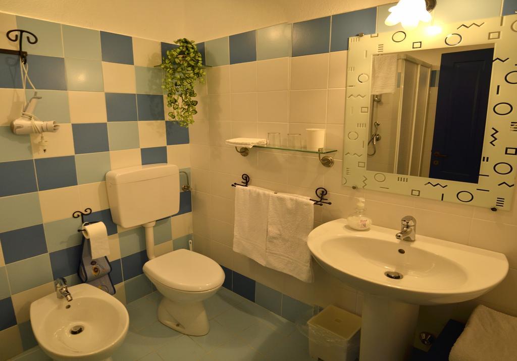 B&B Il Sole Delle Rive Sinio Extérieur photo